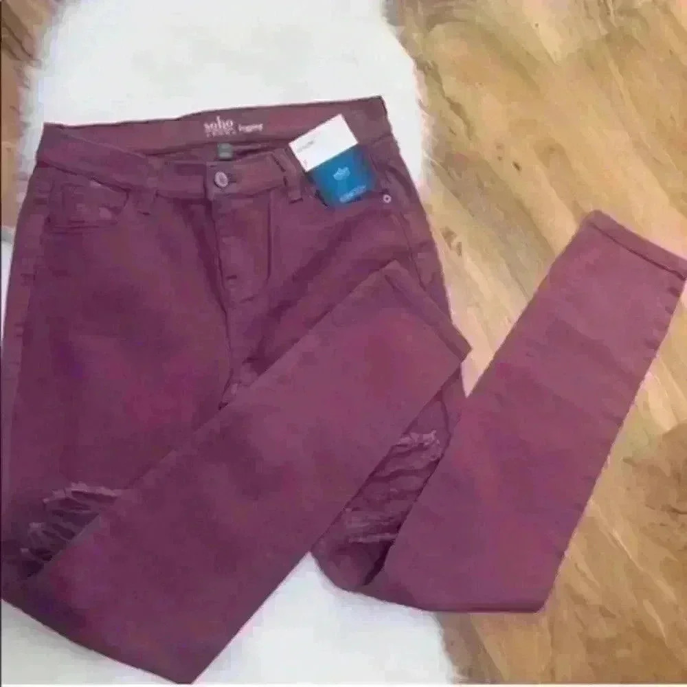 Burgundy NY & C Soho skinny jeans size 8